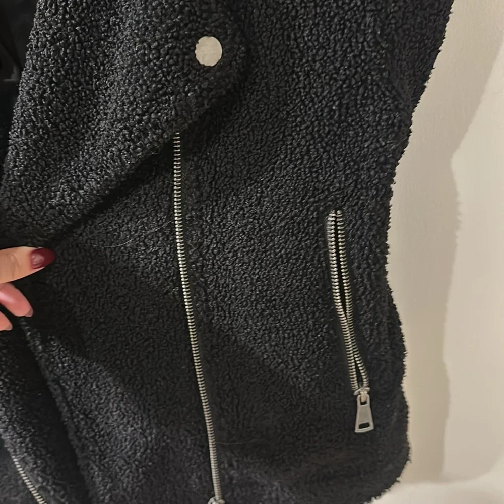 Jacket - Picture 7 of 7